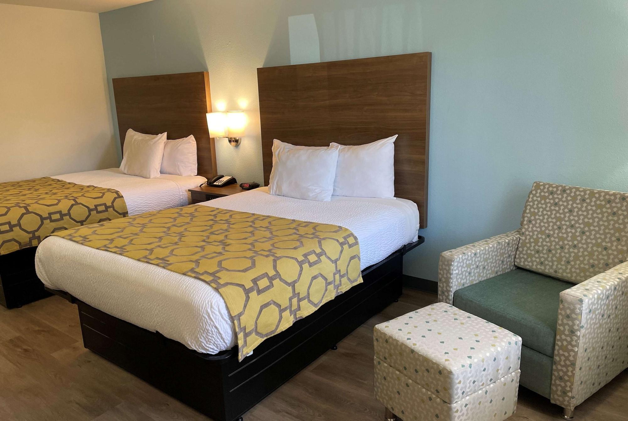Baymont By Wyndham Biloxi - Ocean Springs Motel Екстериор снимка