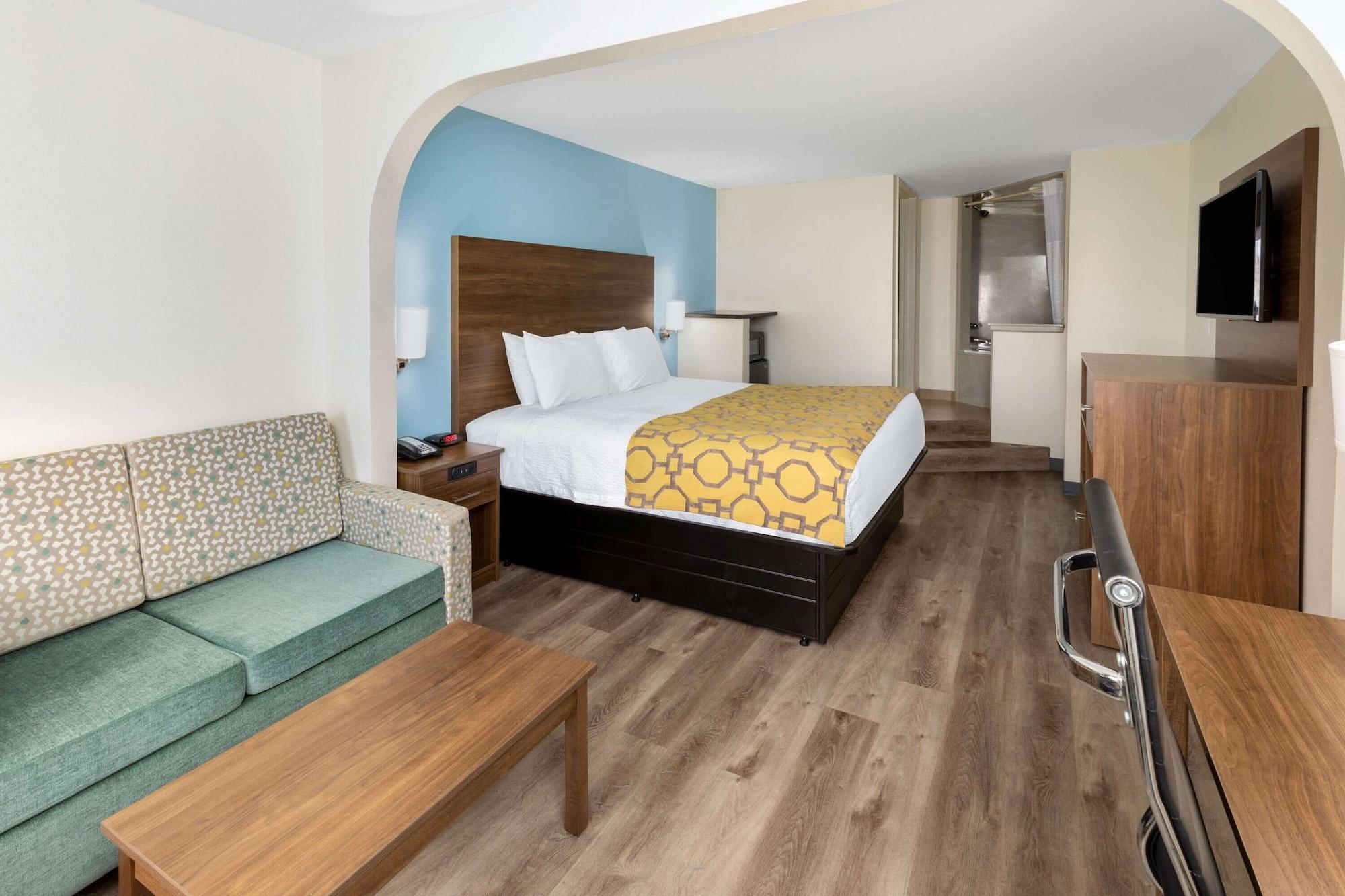 Baymont By Wyndham Biloxi - Ocean Springs Motel Екстериор снимка