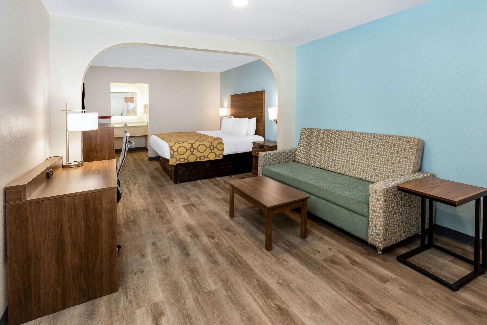 Baymont By Wyndham Biloxi - Ocean Springs Motel Екстериор снимка